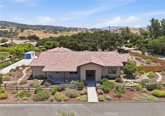 Homes for sale in Buellton, CA | 1210 Hager Ln, Buellton, CA 93427 | MLS# SW26131138