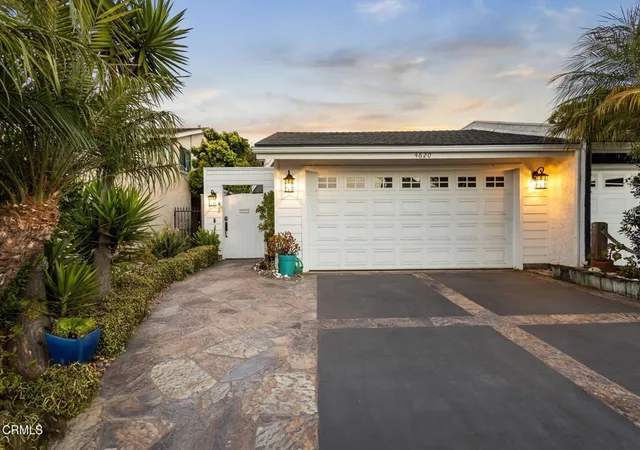 Photo 1 of Single family home for sale at 4620 Falkirk Bay, Oxnard, CA 93035 | MLS# V1-37158 | Listing updated on 2026-09-20