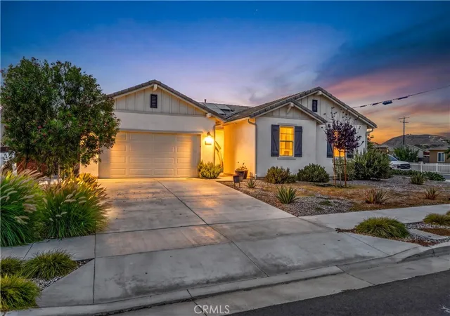 Photo 2 of Single family home for sale at 9019 Black Thorn St, Jurupa Valley, CA 92509 | MLS# SW26134373 | Listing updated on 2026-10-05
