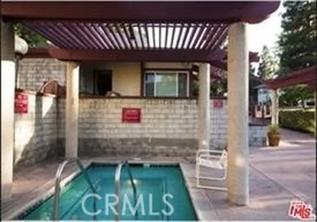 Homes for sale in Los Angeles, CA | 5832 Bowcroft, Los Angeles, CA 90016 | Houzeo
