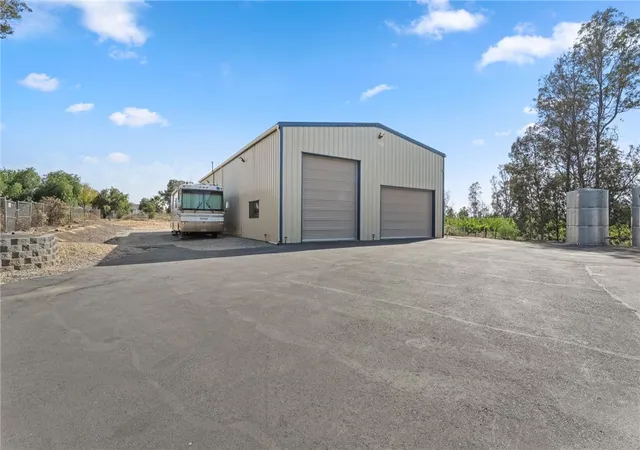 Photo 3 of Single family home for sale at 35825 Meadow Ridge, Temecula, CA 92592 | MLS# SW26136580 | Listing updated on 2026-10-06