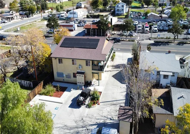 Photo 3 of House for sale at 415 N Main St, Lake Elsinore, CA 92530 | MLS# SW26136020 | Listing updated on 2026-07-16