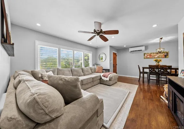 3rd image of 962 Wilson Ave, El Cajon, CA 92020 | MLS# PTP2604779