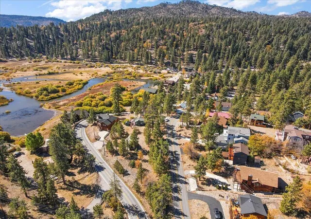 5th image of 39337 Garden Pl, Fawnskin, CA 92333 | MLS# 219149528DA