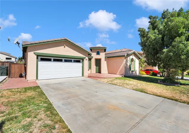 Photo 3 of Sale Pending at 11984 Russell Ct, Victorville, CA 92392 | MLS# HD26136679 | Listing updated on 2026-10-01