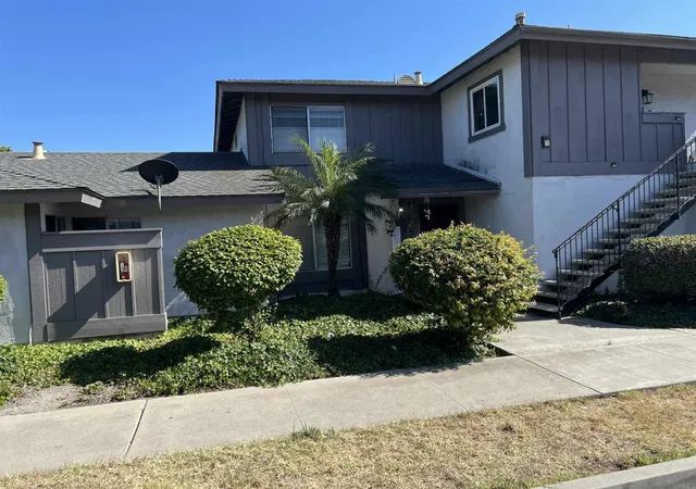 Homes for sale in Oceanside, CA | 3425 Seabreeze Walk, Oceanside, CA 92056 | MLS# NDP2606020
