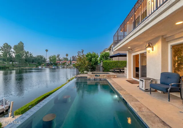 Homes for sale in Westlake Village, CA | 1283 Westwind Cir, Westlake Village, CA 91361 | MLS# 226002942