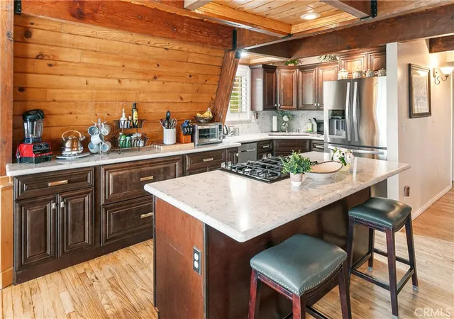 5th image of 27935 St Bernard, Lake Arrowhead, CA 92352 | MLS# IG26135402