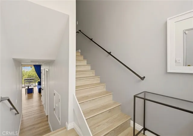 Photo 2 of Townhouse for sale at 4567 Don Ricardo Dr, Los Angeles, CA 90008 | MLS# SB26126472 | Listing updated on 2026-10-03