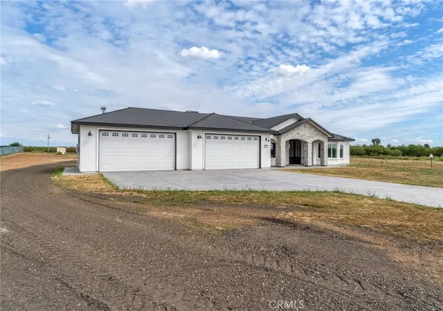 Homes for sale in Madera, CA | 36328 Hwy 145, Madera, CA 93636 | MLS# FR26136823