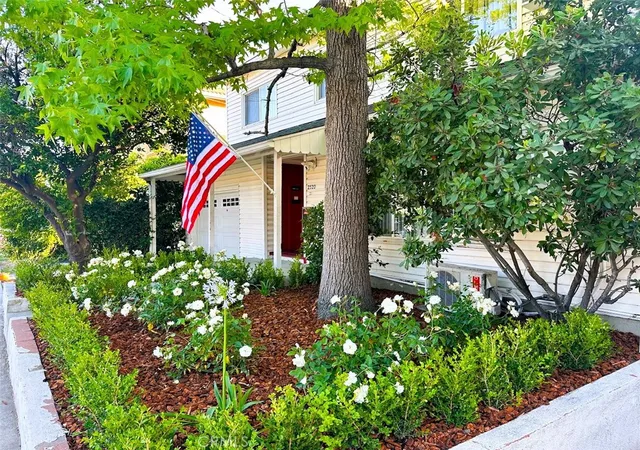 1st image of 2520 Montrose Ave, Montrose, CA 91020 | MLS# GD26136915