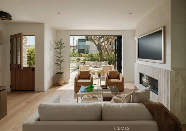 Homes for sale in Corona Del Mar, CA | 303 Jasmine Ave, Corona Del Mar, CA 92625 | MLS# LG26136893