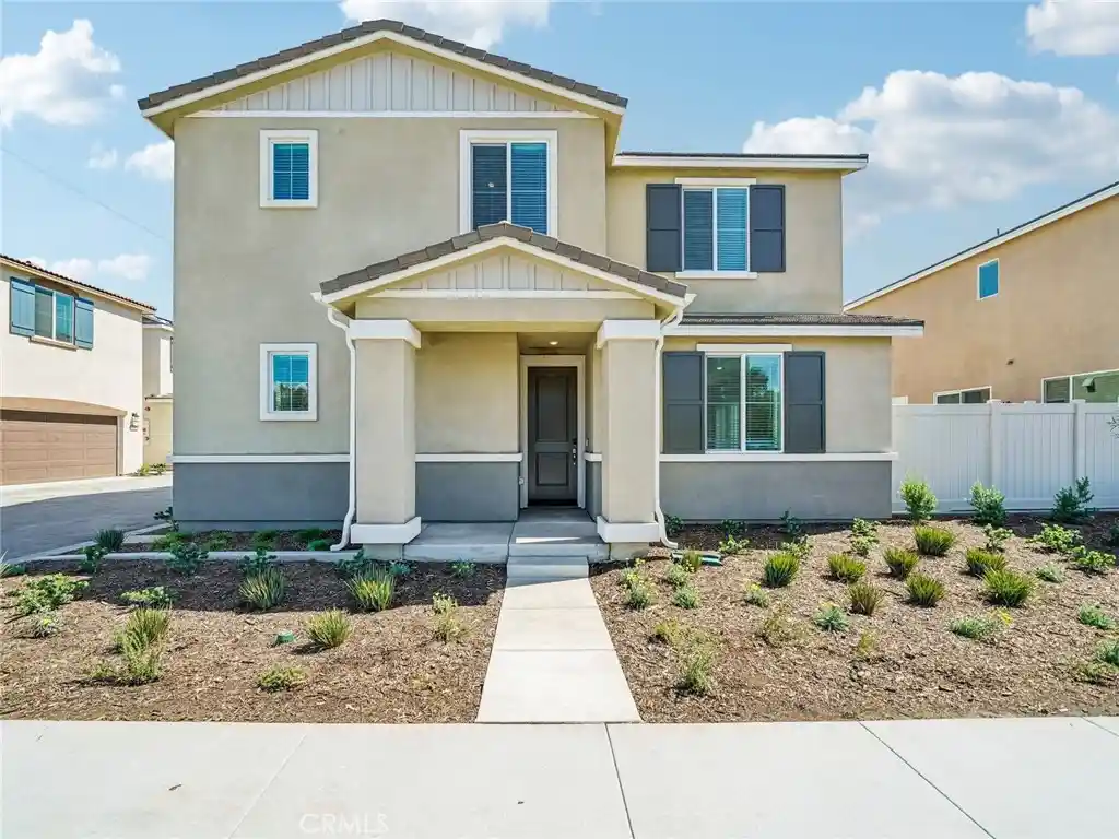 Photo 1 of Single family home for sale at 1968 Limetta Ln, Redlands, CA 92374 | MLS# OC26136540 | Listing updated on 2026-10-22