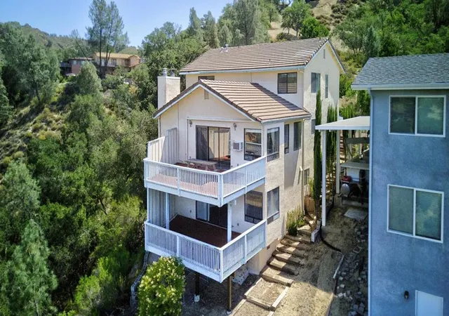 Homes for sale in Bradley, CA | 2537 Shoreline Rd, Bradley, CA 93426 | MLS# ML82051978