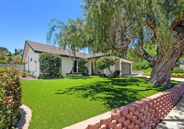 Homes for sale in Del Mar, CA | 13630 Portofino Dr, Del Mar, CA 92014 | MLS# NDP2606029