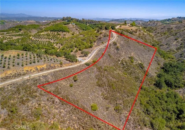 2nd image of 44892 Via Barranca, Temecula, CA 92590 | MLS# SW26134357