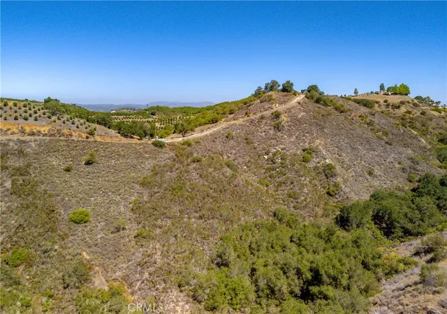 5th image of 44892 Via Barranca, Temecula, CA 92590 | MLS# SW26134357
