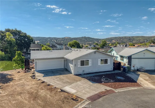 Homes for sale in Clearlake Oaks, CA | 13051 Flying Jib Ct, Clearlake Oaks, CA 95423 | MLS# LC26136517