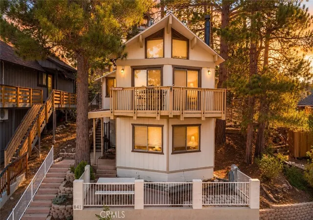 Homes for sale in Big Bear Lake, CA | 841 Menlo Dr, Big Bear Lake, CA 92315 | MLS# CV26136988
