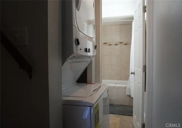 4th image of 1111 W Aeroplane, Big Bear City, CA 92314 | MLS# DW26137175