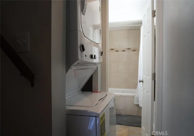 5th image of 1111 W Aeroplane, Big Bear City, CA 92314 | MLS# DW26137175