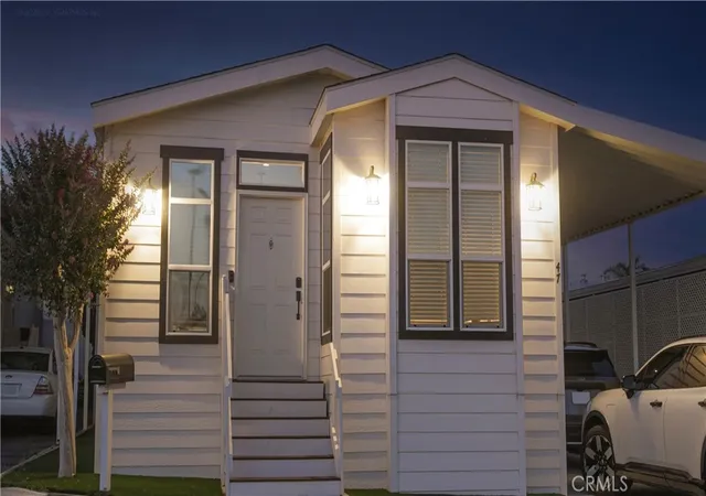 Photo 2 of Manufactured home for sale at 1515 W Arrow, Upland, CA 91786 | MLS# CV26136084 | Listing updated on 2026-09-05