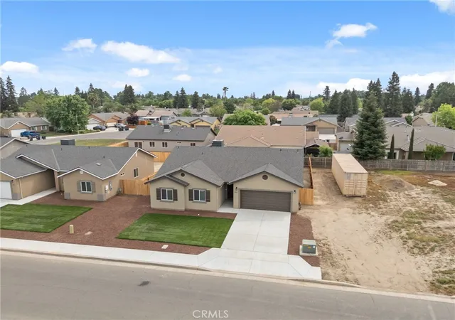 Homes for sale in Visalia, CA | 3441 E Douglas Ave, Visalia, CA 93292 | MLS# FR26137210
