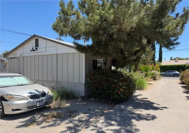 5th image of 17615 Kingsbury, Granada Hills, CA 91344 | MLS# SW26137060