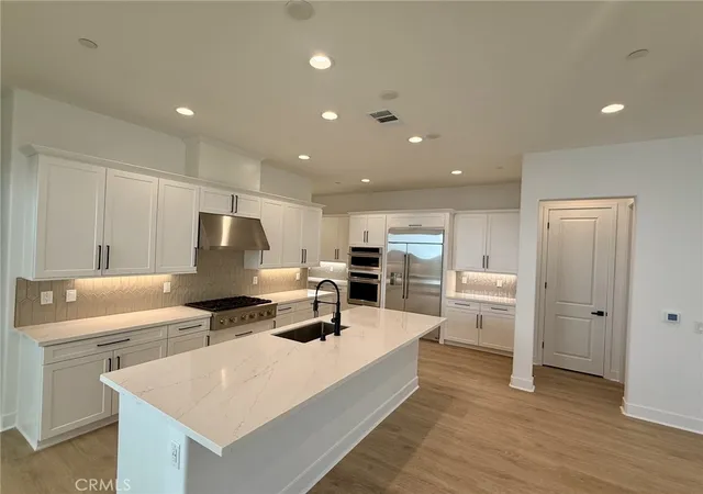 Photo 2 of Condo for sale at 27430 Creekwood Ln, Stevenson Ranch, CA 91381 | MLS# IG26137276 | Listing updated on 2026-09-21
