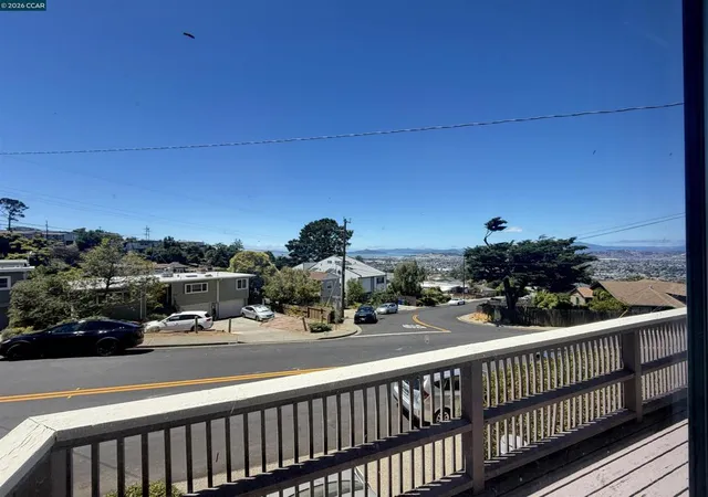 Homes for sale in Richmond, CA | 6635 Arlington Blvd, Richmond, CA 94805 | MLS# 41139352