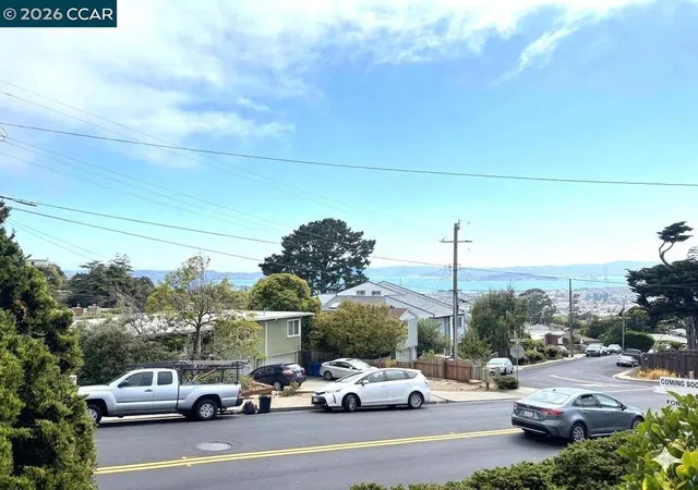 Homes for sale in Richmond, CA | 6635 Arlington Blvd, Richmond, CA 94805 | MLS# 41139352