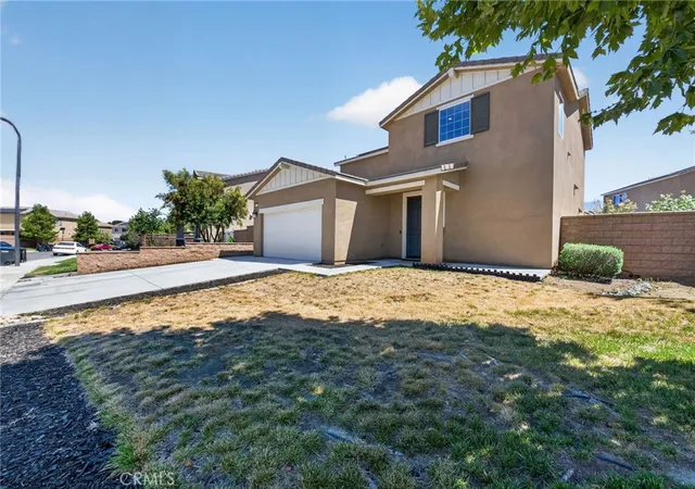 Photo 3 of Single family home for sale at 1144 Coriander St, Calimesa, CA 92320 | MLS# IG26137380 | Listing updated on 2026-06-28