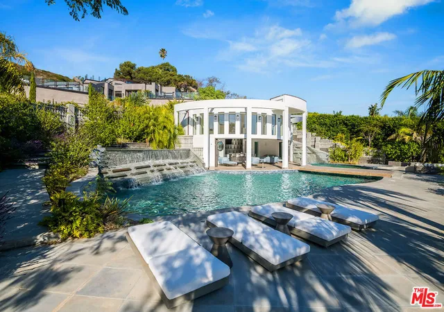 Photo 2 of Mansion for sale at 31555 Pacific Coast Hwy, Malibu, CA 90265 | MLS# 26851075 | Listing updated on 2026-07-01