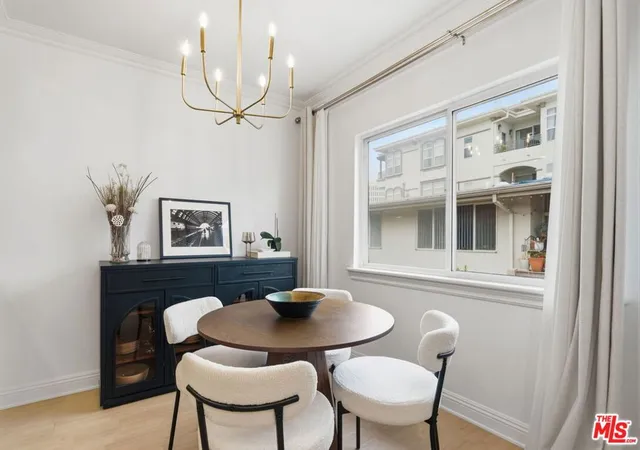 5th image of 11718 Darlington Ave #7, Los Angeles, CA 90049 | MLS# 26851523