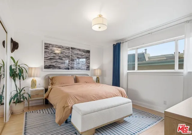 5th image of 11718 Darlington Ave, Los Angeles, CA 90049