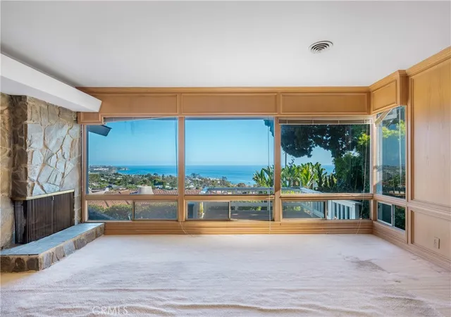 Homes for sale in Laguna Beach, CA | 17 N Vista De La Luna, Laguna Beach, CA 92651 | MLS# LG26133871
