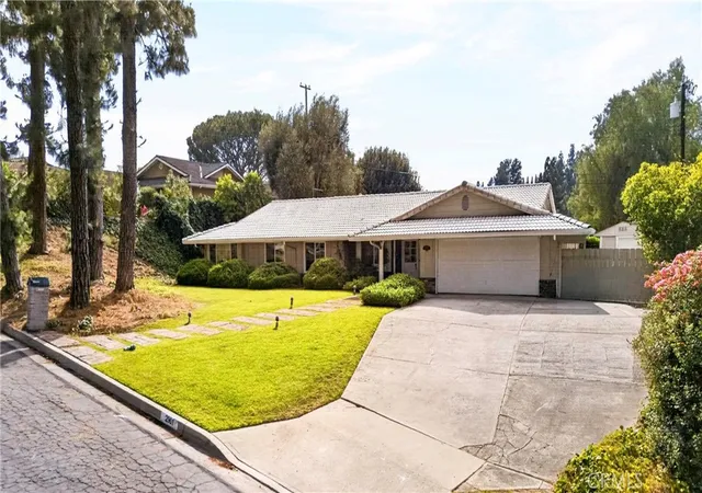 Homes for sale in Fullerton, CA | 2961 Juanita Pl, Fullerton, CA 92835 | MLS# RS26137500