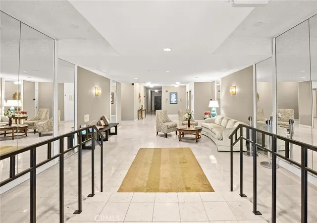 4th image of 400 S La Fayette Park #213, Los Angeles, CA 90057 | MLS# TR26130897