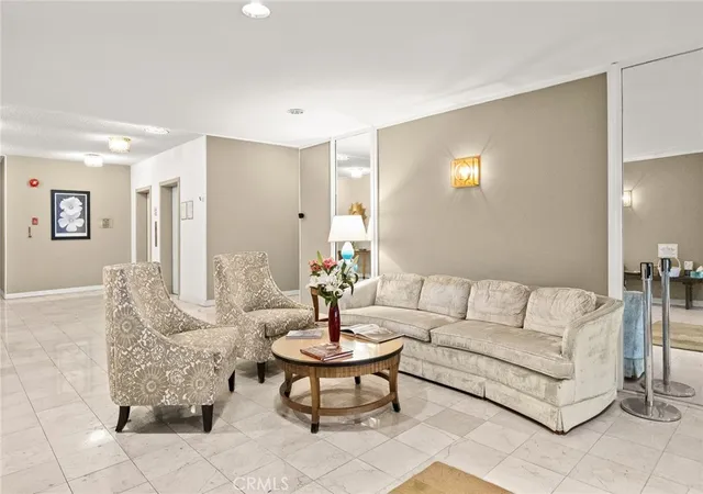 5th image of 400 S La Fayette Park #213, Los Angeles, CA 90057 | MLS# TR26130897