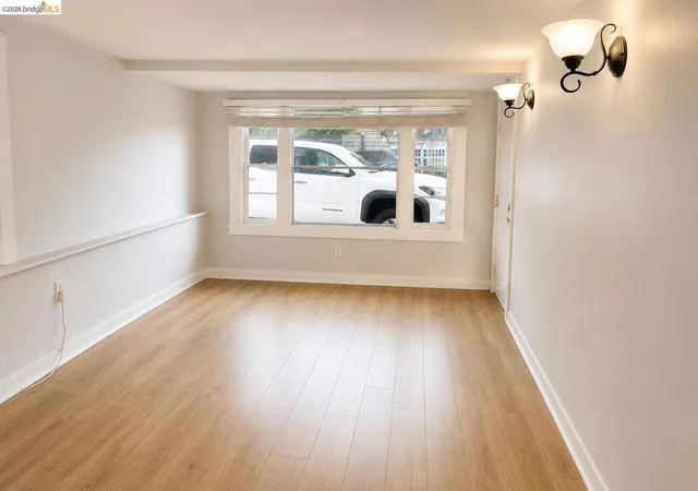 2nd image of 1211 1211 Wanda St, Crockett, CA 94525 | MLS# 41139375