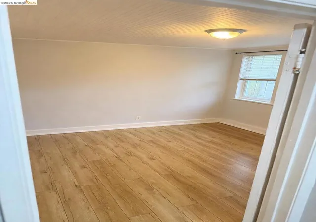 5th image of 1211 1211 Wanda St, Crockett, CA 94525 | MLS# 41139375