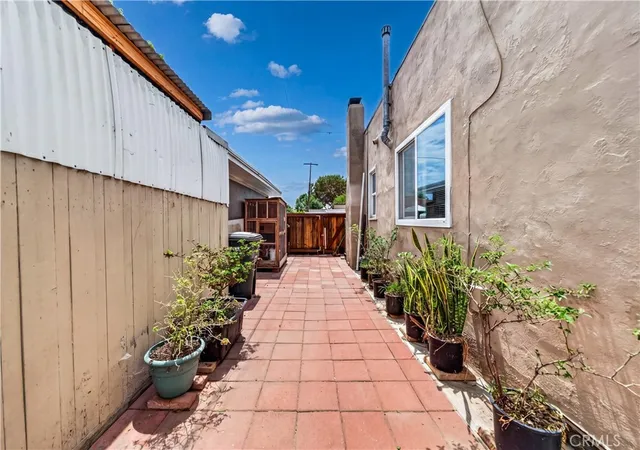 Homes for sale in National City, CA | 19 Balsam, National City, CA 91950 | MLS# SW26136807