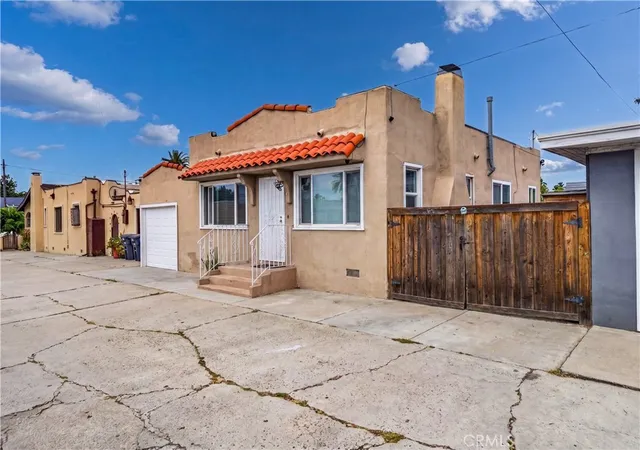 Homes for sale in National City, CA | 19 Balsam, National City, CA 91950 | MLS# SW26136807