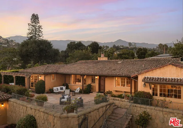 Homes for sale in Santa Barbara, CA | 1615 Overlook Ln, Santa Barbara, CA 93103 | MLS# 26851413