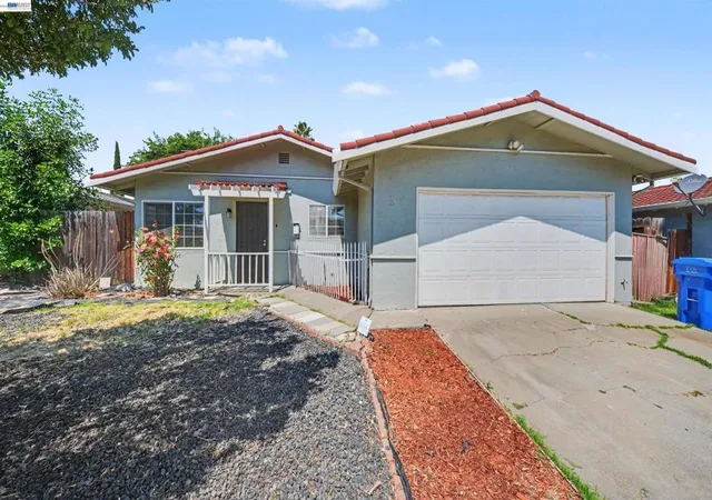 1st image of 200 Riverside Pl, Bay Point, CA 94565 | MLS# 41139383