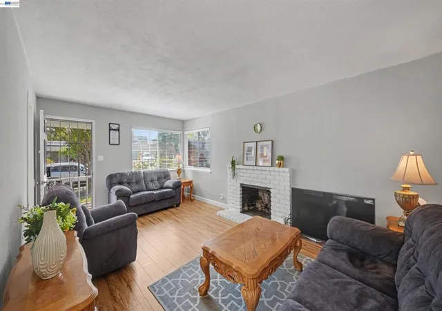 image of 200 Riverside Pl, Bay Point, CA 94565 | MLS# 41139383