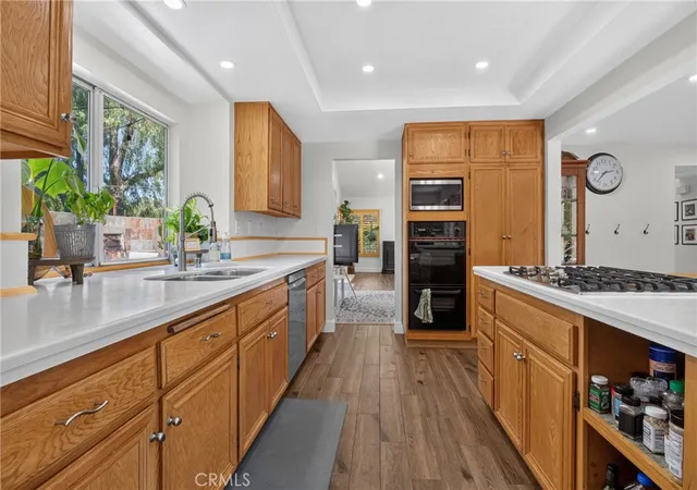 Photo 2 of Single family home for sale at 27827 Zion Ct, Castaic, CA 91384 | MLS# SR26137043 | Listing updated on 2026-09-12