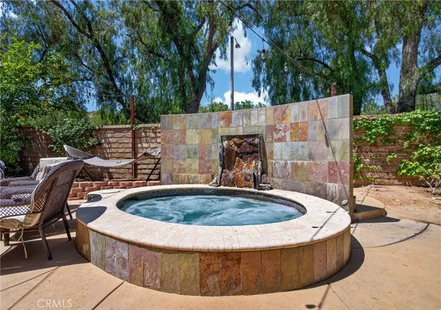 Photo 3 of Single family home for sale at 27827 Zion Ct, Castaic, CA 91384 | MLS# SR26137043 | Listing updated on 2026-09-12