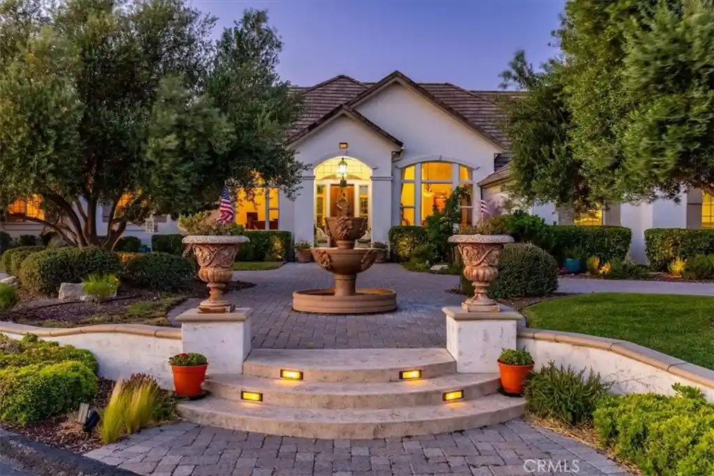 Single family home for sale at 2045 Vista De La Vina, Templeton, CA 93465 | MLS# NS26129597