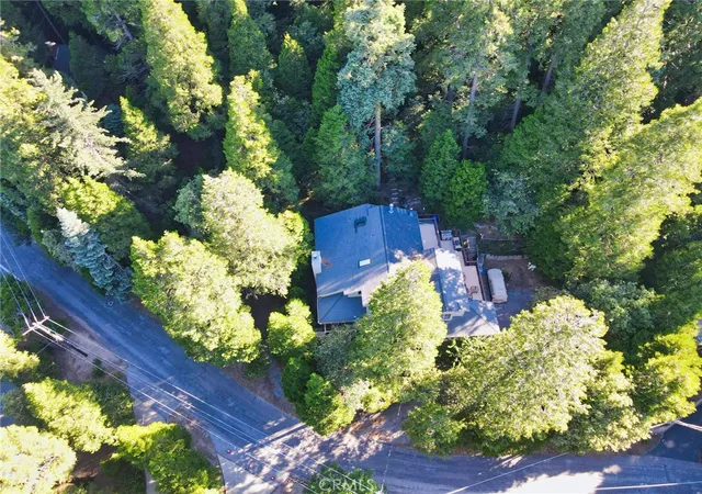 Homes for sale in Crestline, CA | 23891 Lakeview, Crestline, CA 92325 | MLS# TR26137510